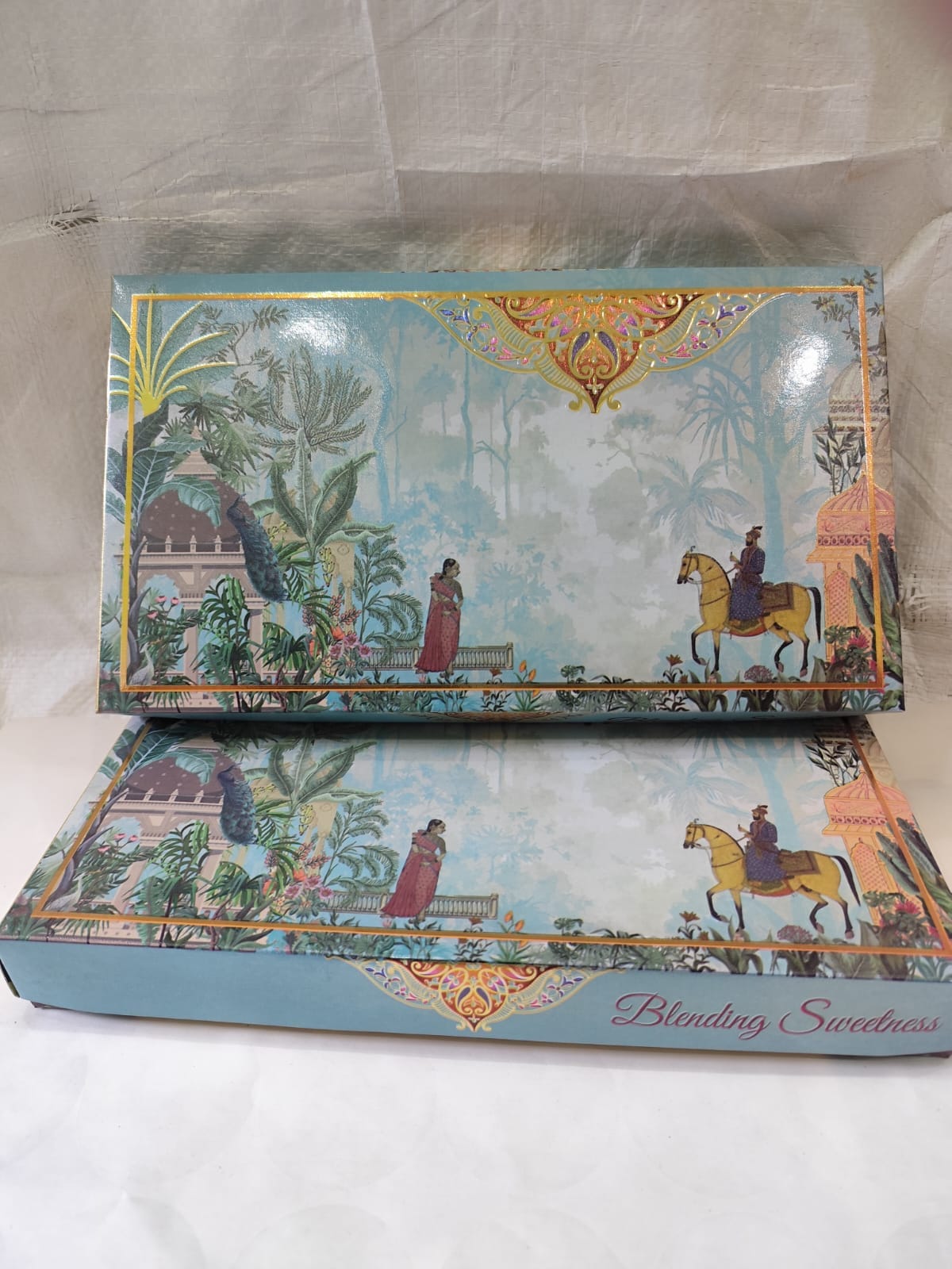 HR Size 4 Line 1 KG Box - Image 3